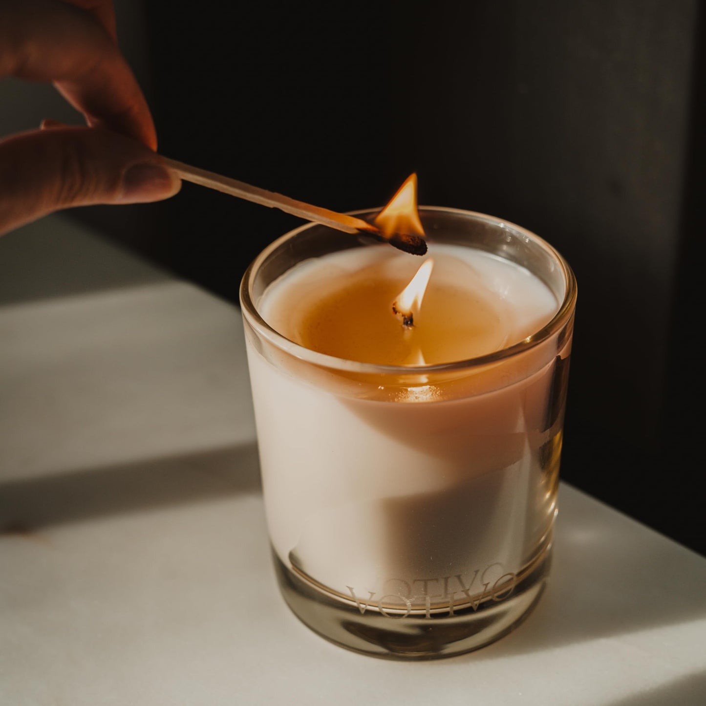 Votivo Moroccan Fig10 oz Signature Candle | Soy Wax Blend | Luxury Glass Jar & Box | Home Decor | Gifts | Highly Scented