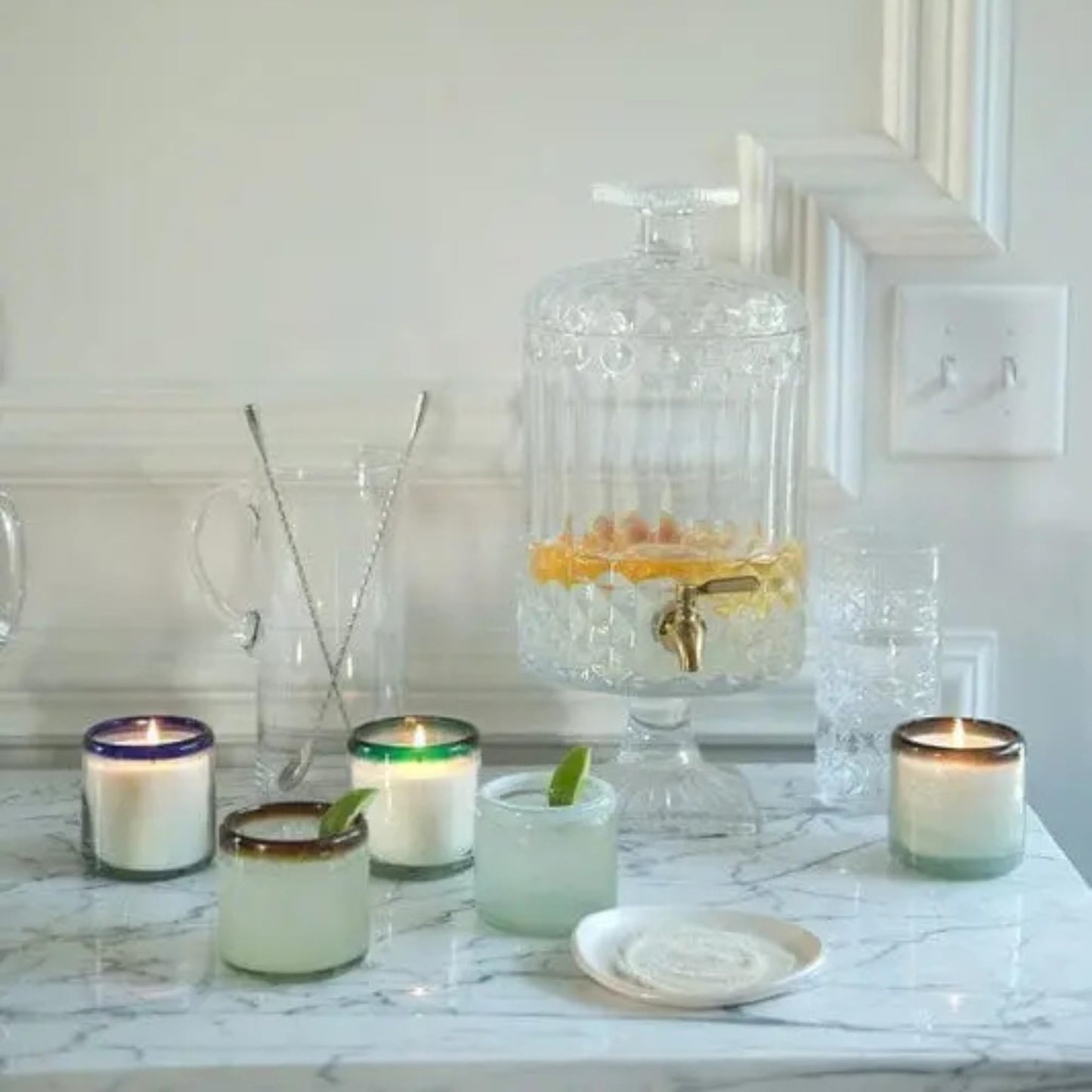 Paddywax La Playa, Vanilla Rosa Scented Candle in Reusable Hand-Blown Bubble Glass, Soy Wax Candle with Approx. 40 Hour Burn Time, Decorative Gift Candle for Home, Vanilla Rosa, 9 oz