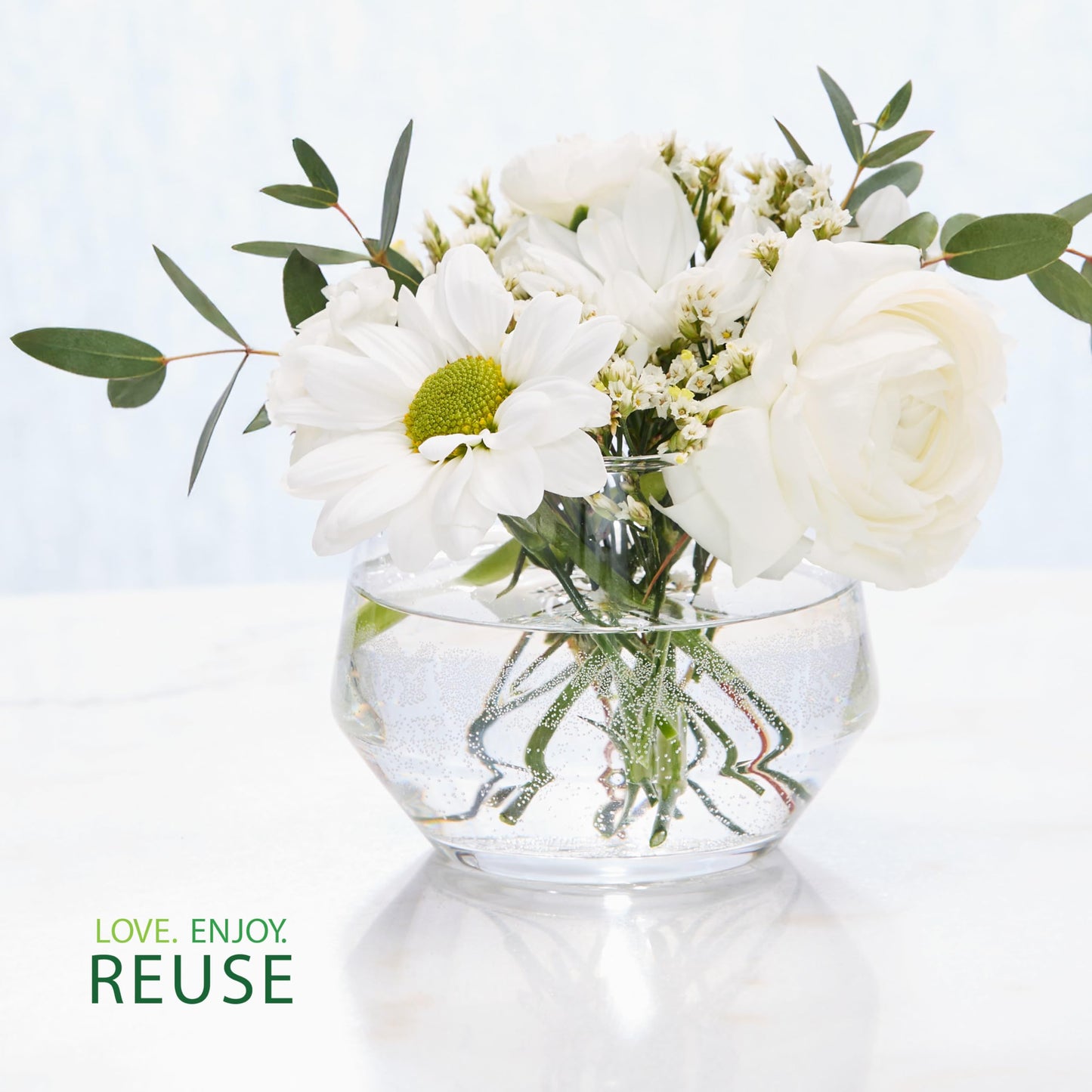Yankee Candle Studio Scented Candle, Single Wick Jar Candle for Home Fragrance, Premium Plant Wax Blend, Long Lasting Burn, Sage & Citrus (Pack of 1)