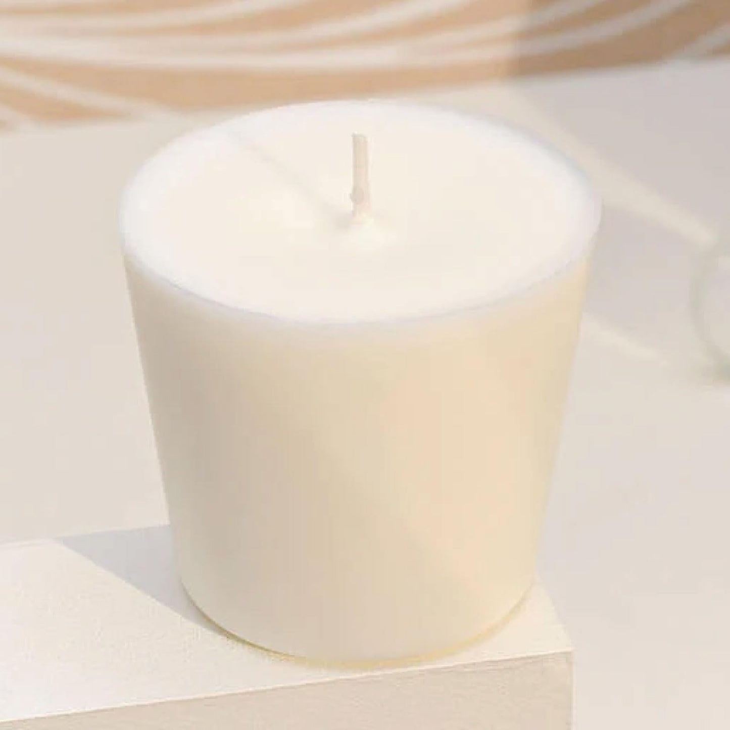 Bougies La Francaise - French-Made Scented Candle Refill - Made in France, 200g, 40-Hour Burn Time - ‎‎2.97 x 3.27 x 3.38 inches (The Fields)