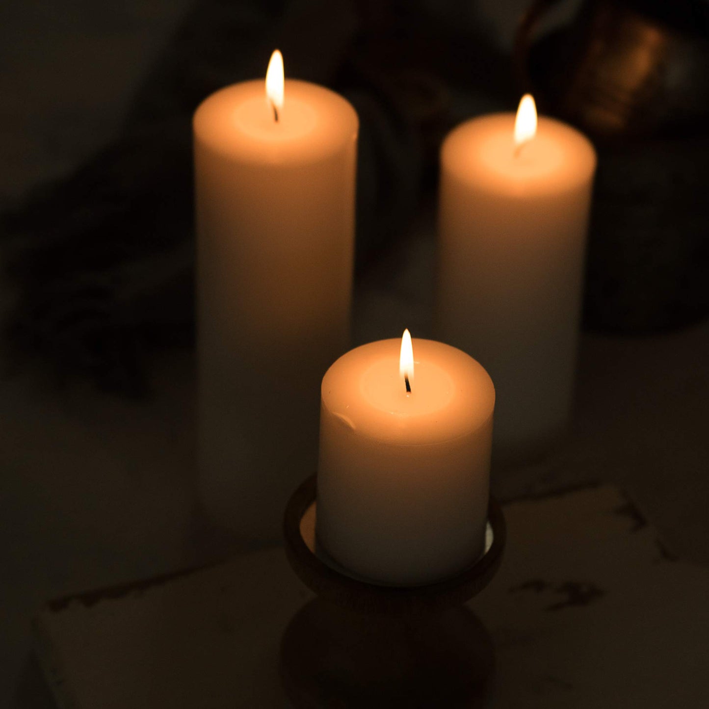 HomeLights Pillar Candles - 2.7x6 inch | 60 Hours Burning, 6 Count - White Unscented Smokeless European Pillar Candles - Perfect for Wedding, Parties, Spas, Home Gatherings and Dinner