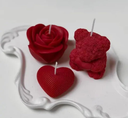 Decorative Red Valentine Candles Set, Rose and Heart Shapes, 3-Piece