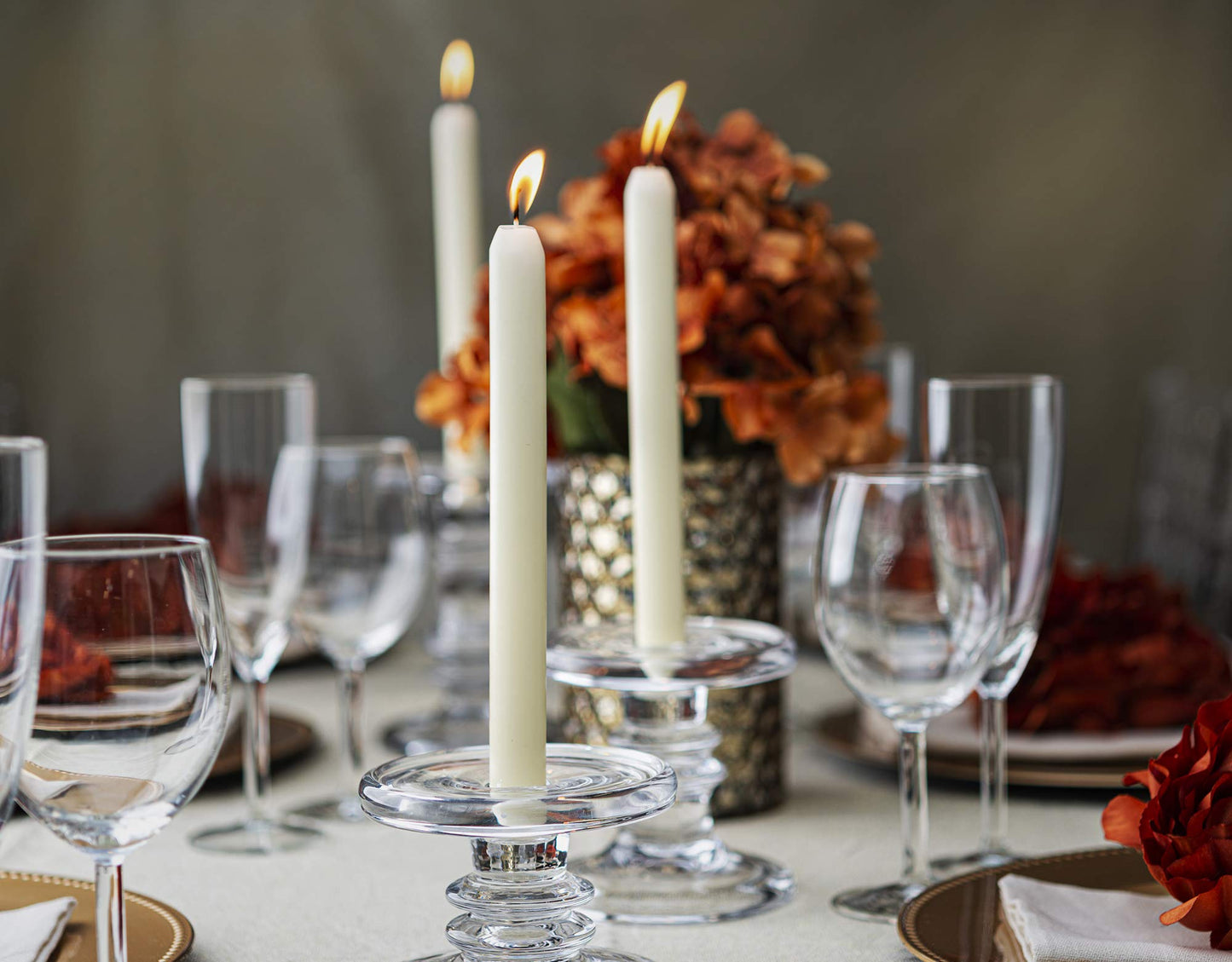 BOLSIUS Ivory Dinner Candles - 10 Pack Unscented 9 Inch Straight Taper Candle Set - 8 Hour Burn Time - Premium European Quality - Smokeless And Dripless Household, Spa, Wedding, And Party Candlestick