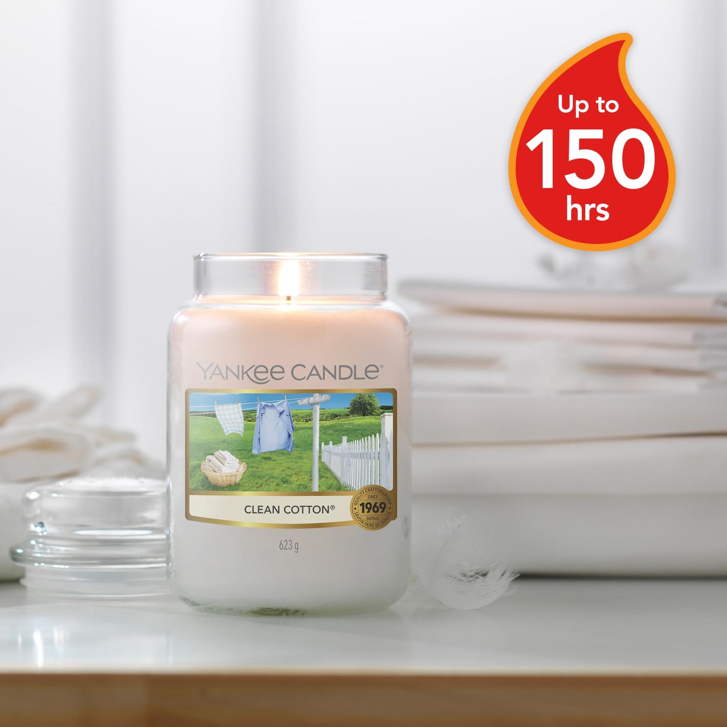 Yankee Candle Large Jar Scented Candle, Clean Cotton, Up to 150 Hours Burn Time