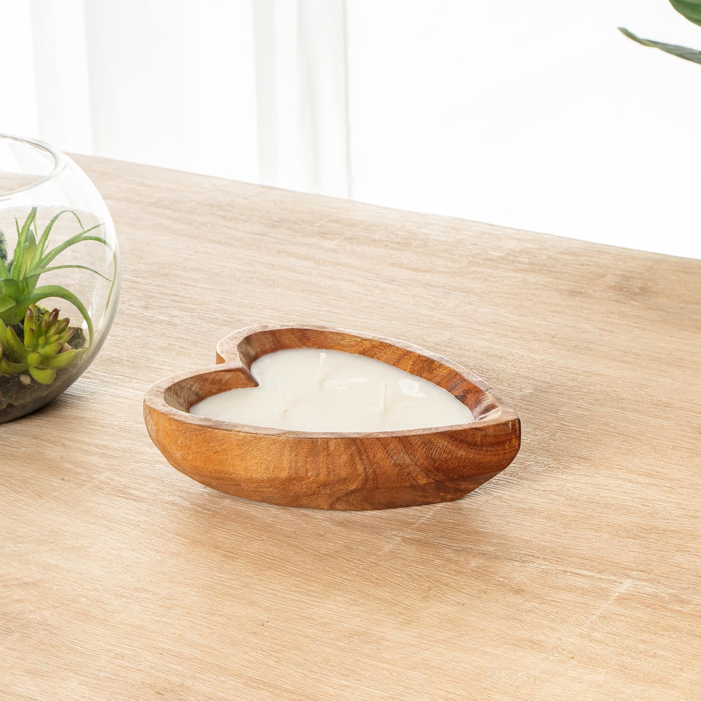 Restaurantware-Coco Casa 7.1 x 5.5 x 2 Inch Heart Wood Dough Bowl Candle, 1 Handpoured Bread Bowl Candle - Coconut Mango Fragrance, Double Wax Blend, Soy Wax Scented, Cotton Wick