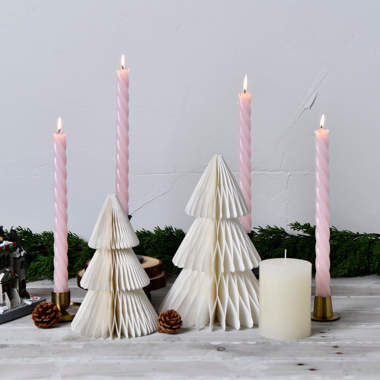 Pink Spiral Taper Candles,10 Inch Baby Pink 4pack Unscented Dripless Long Burning Time Glossy Candlesticks for Dinner Party, Wedding Shower and Home Decoration (Light Pink)